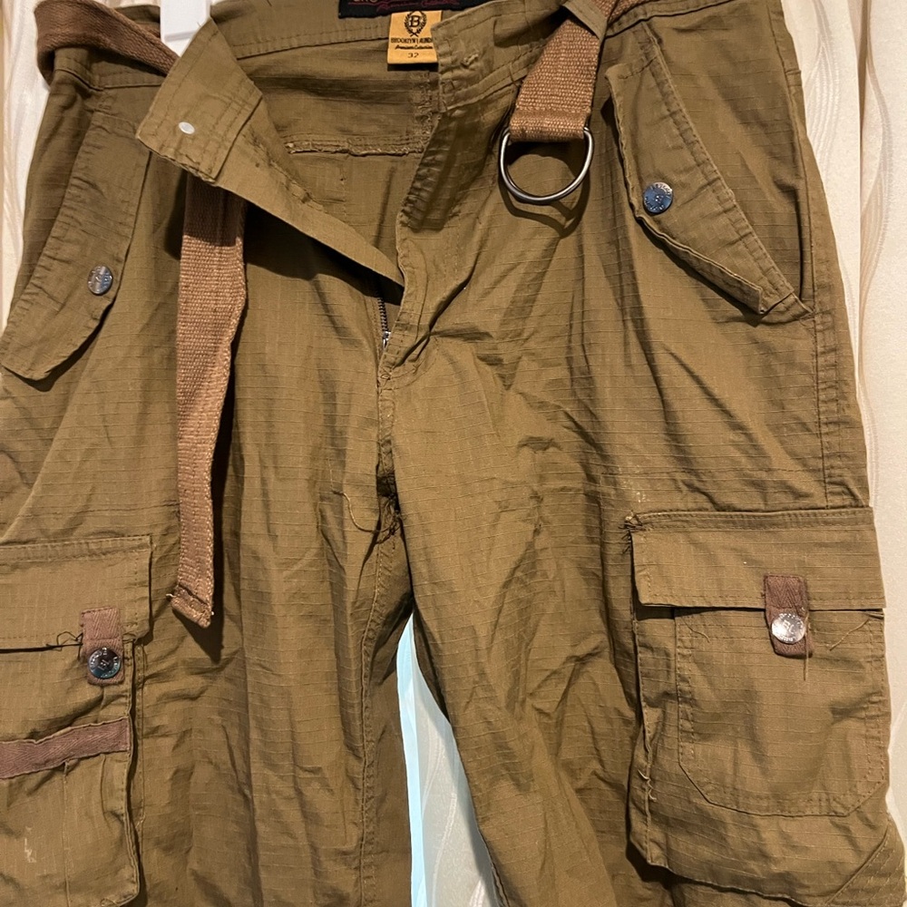 NWOT cargo shorts